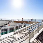Home2book Bright Ocean View Appartement *