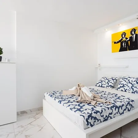 Home2book Bright Ocean View شقة