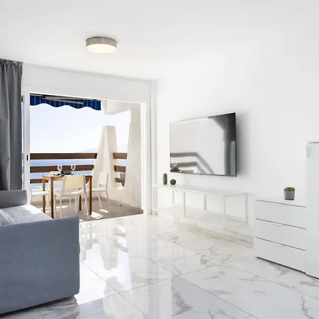 Home2book Bright Ocean View