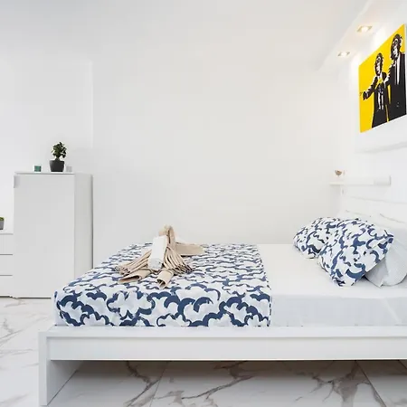 Апартаменты Home2book Bright Ocean View *