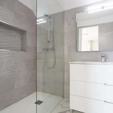 Апартаменты Home2book Bright Ocean View *